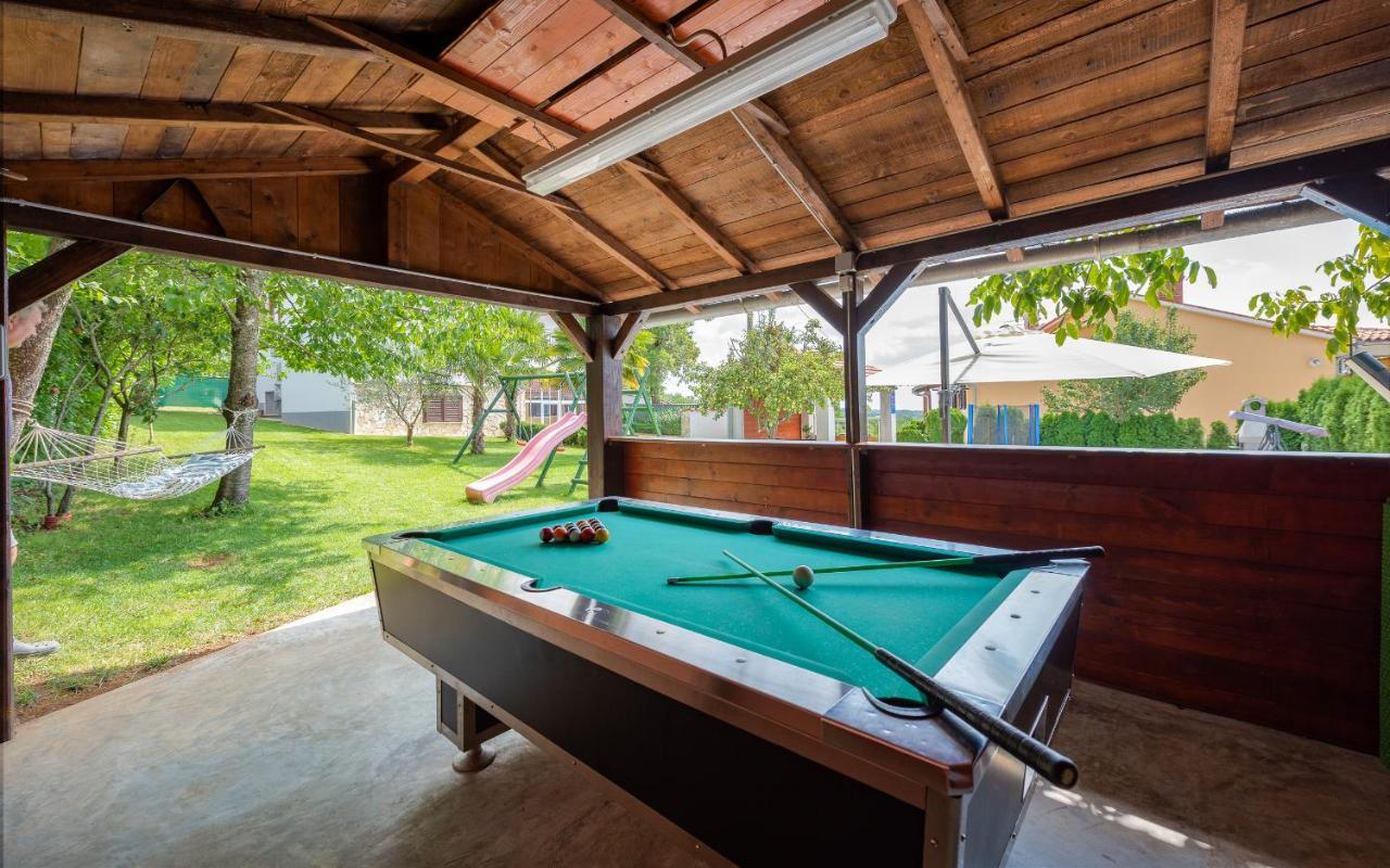 House Semy With Private Pool Villa Pazin Buitenkant foto