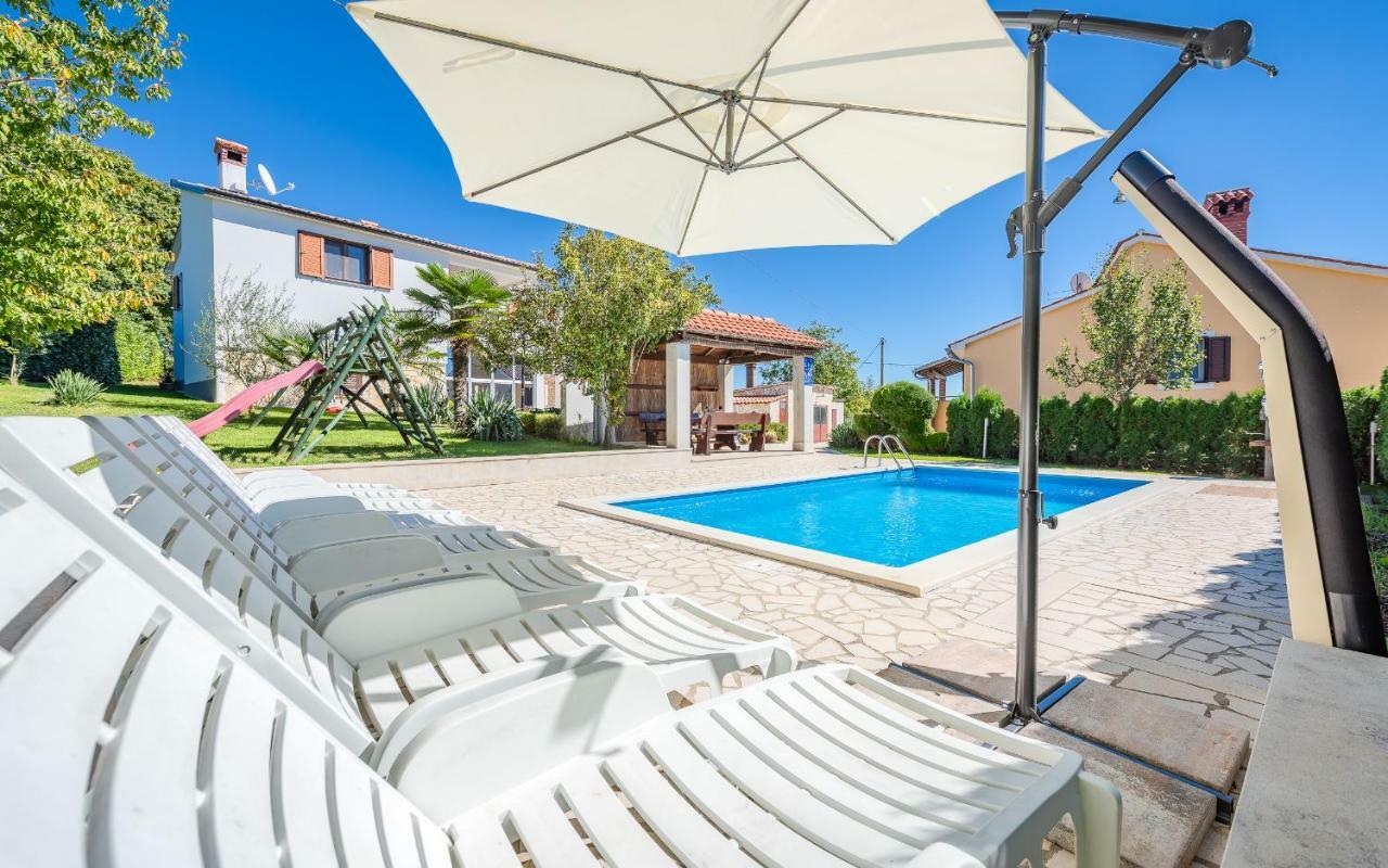 House Semy With Private Pool Villa Pazin Buitenkant foto